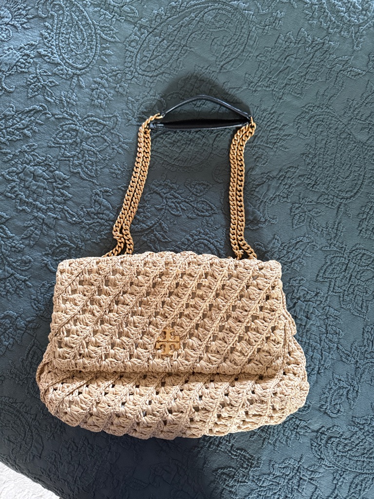 Tory Burch Kira Crochet Convertible Shoulder Bag In Natural Raffia.
